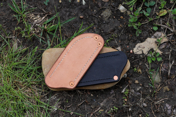 Standard leather sheath for the Banzelcroft Customs MEK.